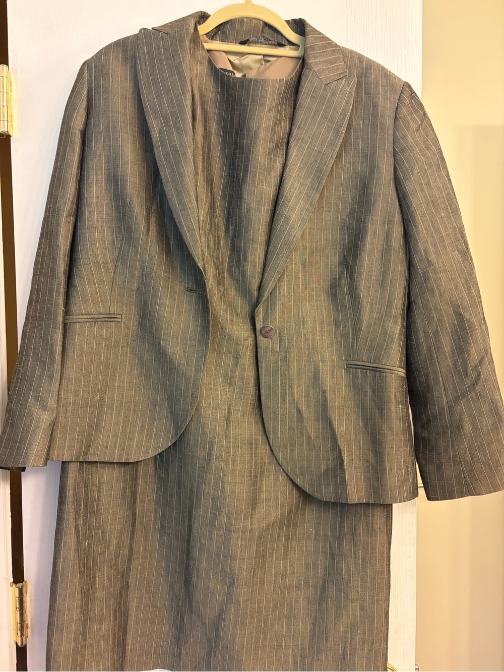 Vintage Laura Ashley Women's taupe Pinstripe Blazer and dress suit